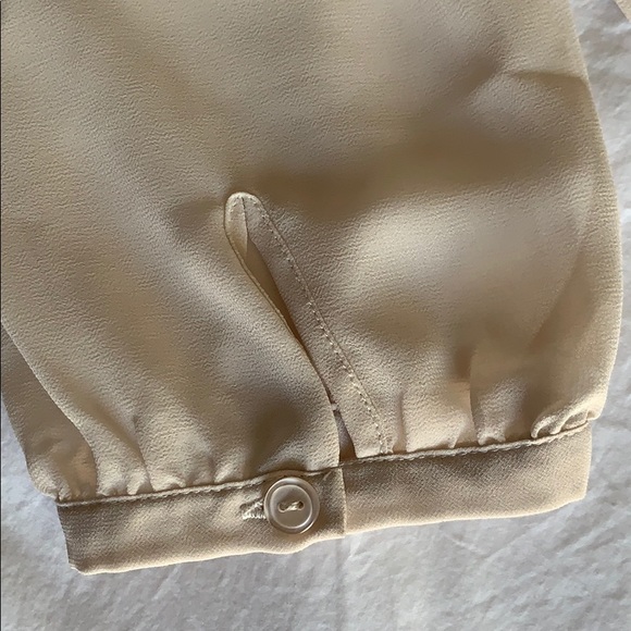 Urban Outfitters 2-pack Tie Front Blouse - Picture 16 of 16